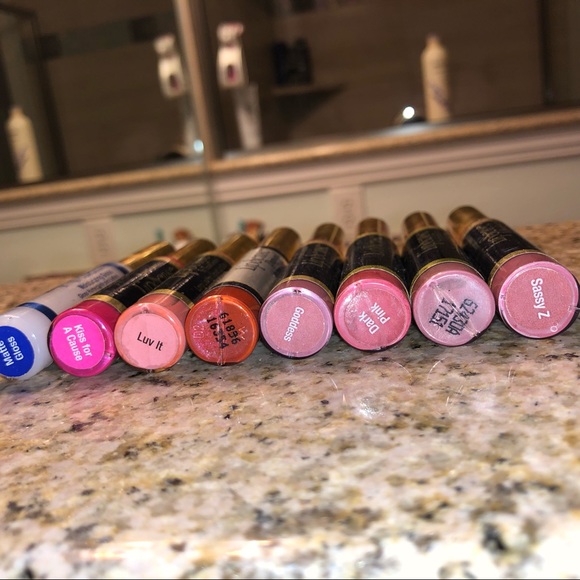 Used Lipsense - Picture 4 of 6